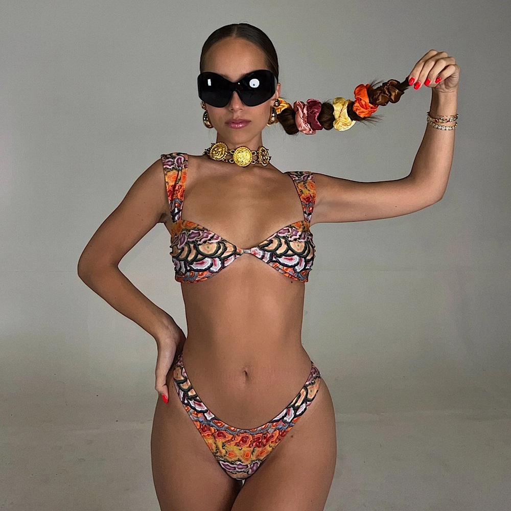 Strawberry Milk Mob Tiger Tail Bikini top bottom set NWT XS